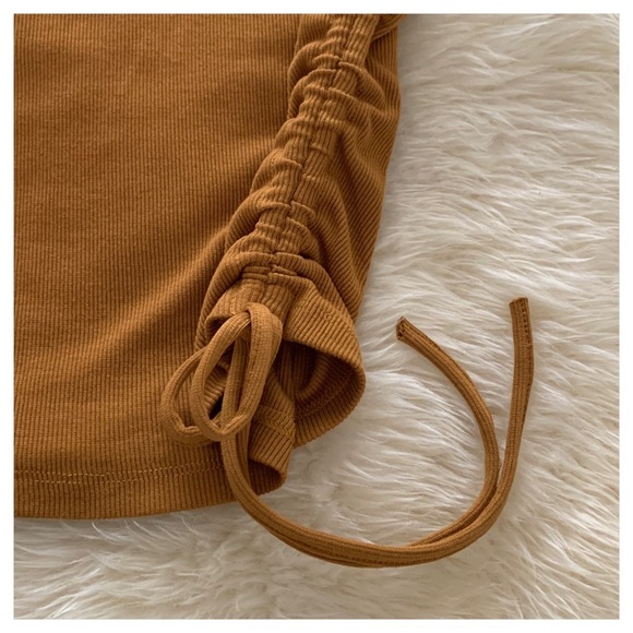 NWT 7 FOR ALL MANKIND Side Ruched Top - Picture 5 of 6